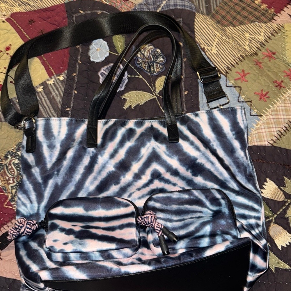 Tie dye looking purse medium large size like dreams